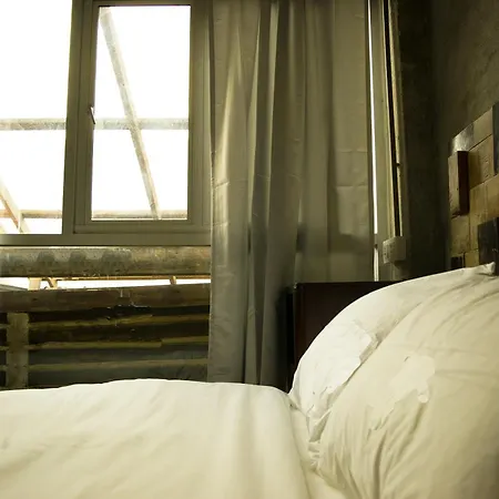 Chinatown Hostel By Mingle - Rooftop Private Jacuzzi With Bar-3